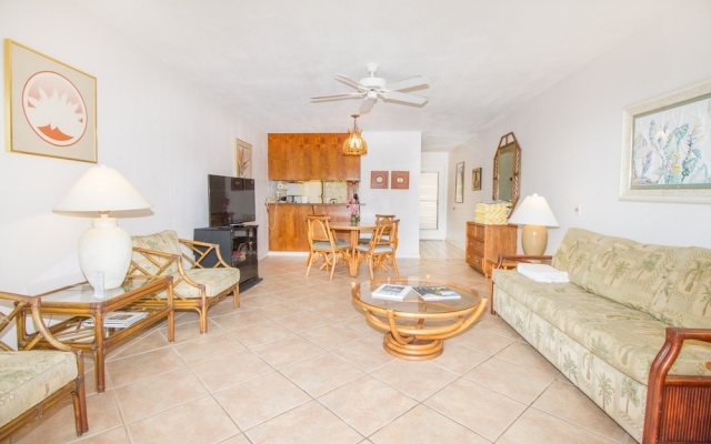Kahana Sunset C4 2 Bedroom Condo by Redawning