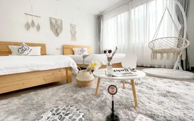 Cloud and first see your homestay