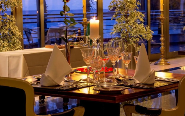 Hotel Royal Savoy