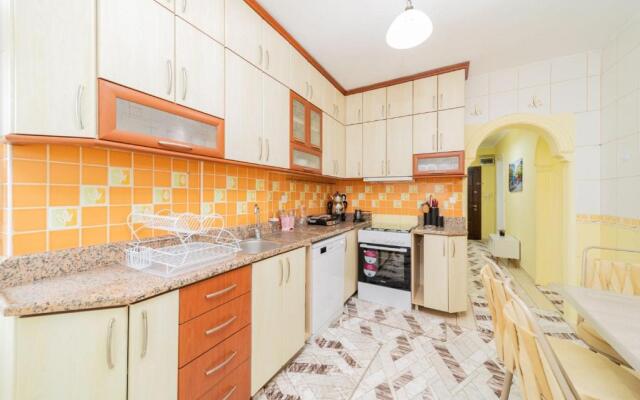Fully Furnished Spacious Big Flat In Kepez