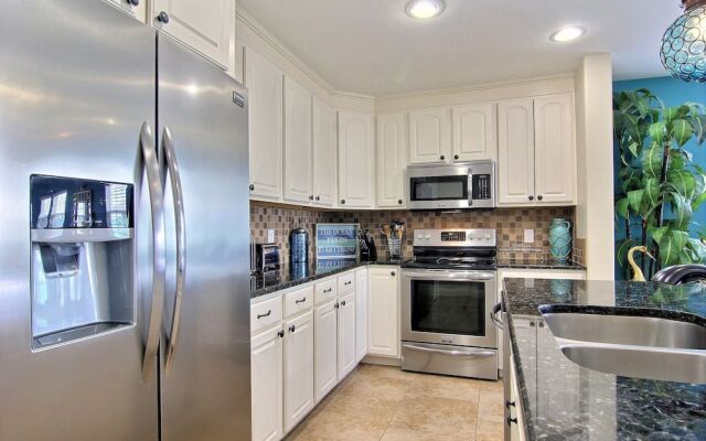 Coco Loco 652 by RedAwning