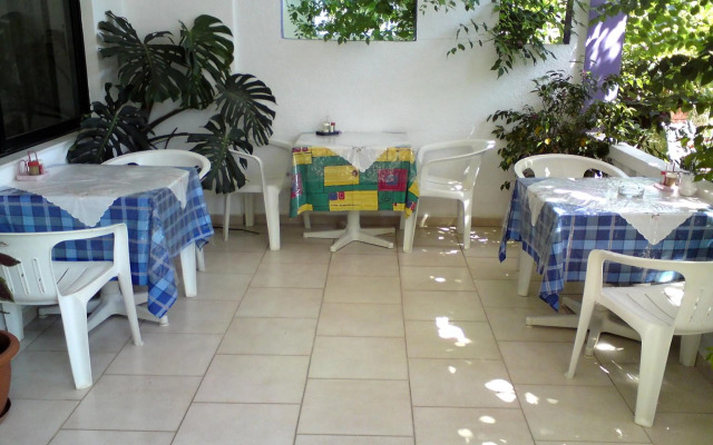 Hotel Rosmari
