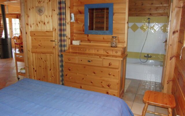 Quaint Holiday Home in Valfrejus with Garden