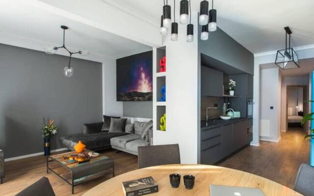 Fresh Downtown Modern 2 bdrm aptmt Thessaloniki