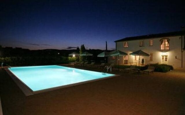 Alice Del Lago Country House