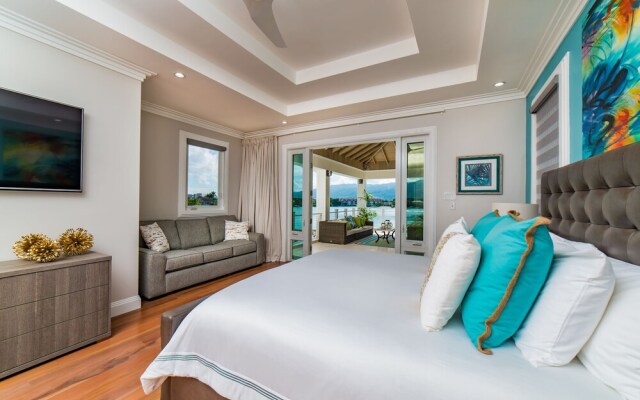 Everything Nice By the Sea in Montego Bay 5BR