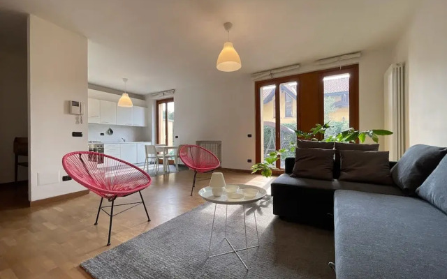 Modern Apartment, Private Garden, 25km From Milan