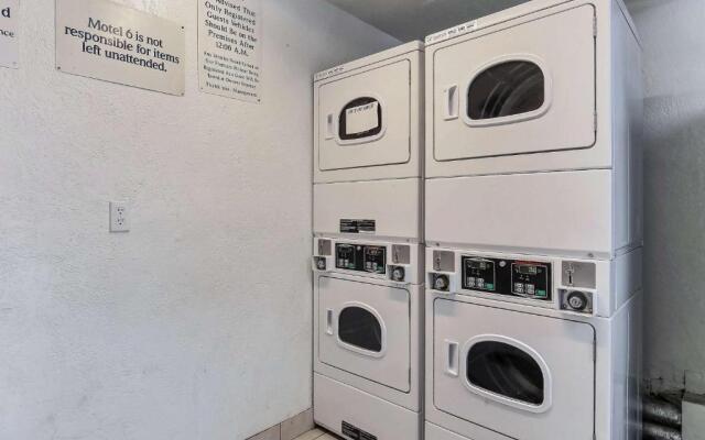 Motel 6 Oakland Airport