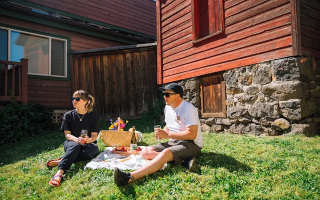 Inn of the White Salmon