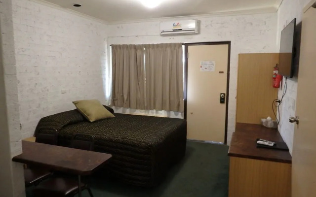 Country Comfort Motto Farm Motel