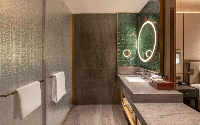 HUALUXE Qingdao Licang by IHG