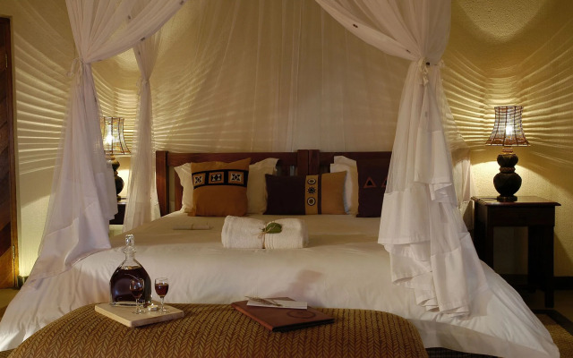 Thornybush Jackalberry Lodge