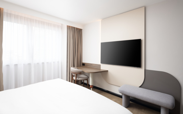 Mercure London Earls Court - Image 3
