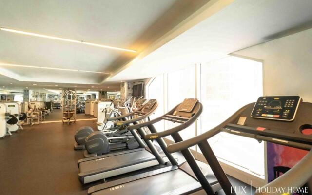 LUX Marina Promenade Penthouse suite