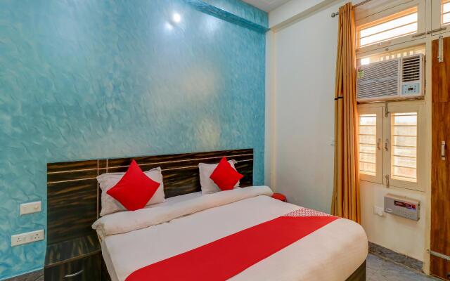 OYO 73231 Hotel Shivam