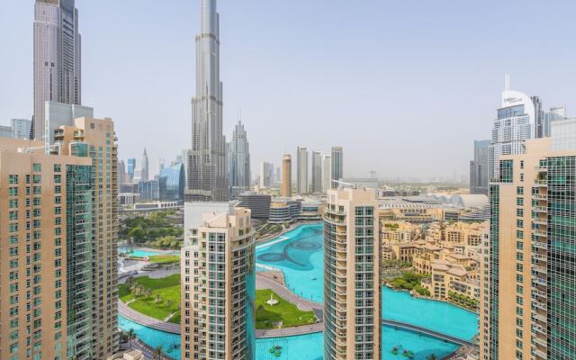 Luxury Condo With Burj Khalifa and Fountain Views