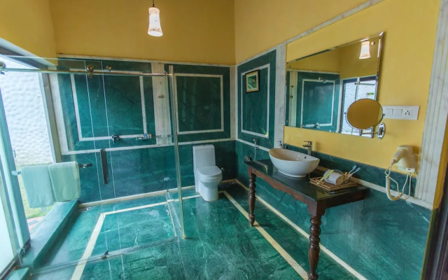 Tuli Veer Bagh Resort