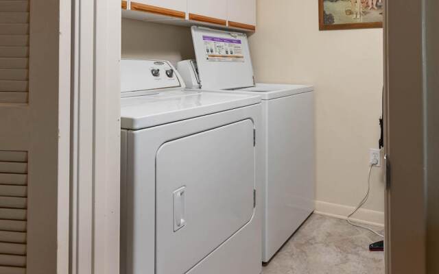 Phoenix V by Brett/Robinson Vacations