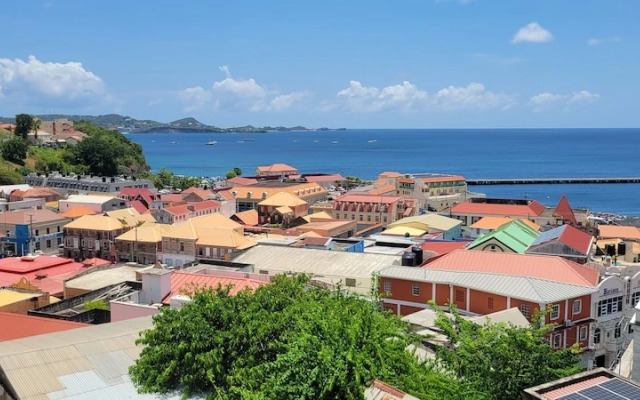 Comfortable Suite in Town