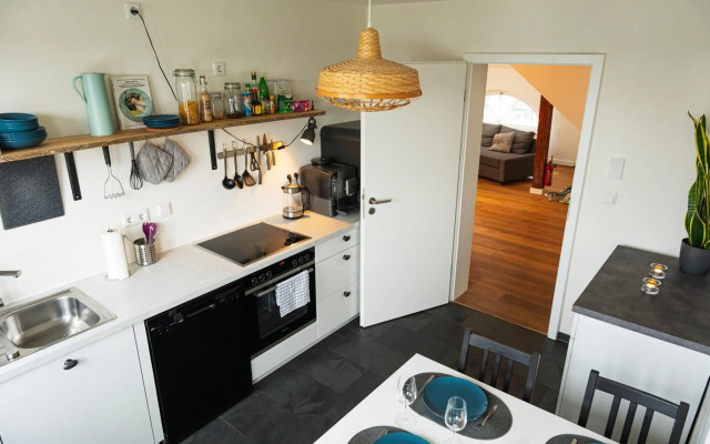 Wölkchen - Wohnung mit Balkon, Holzdielen & TV