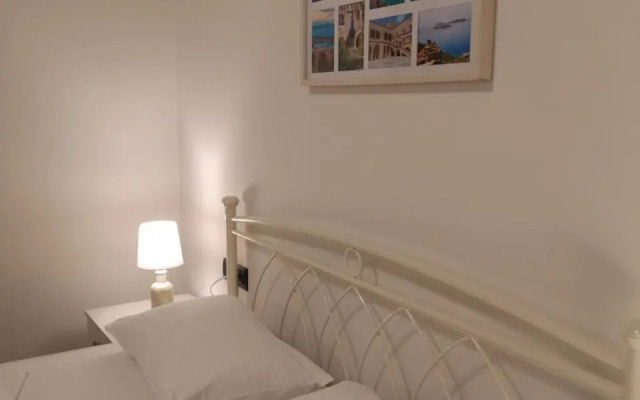 Sunny Holidays Apartment