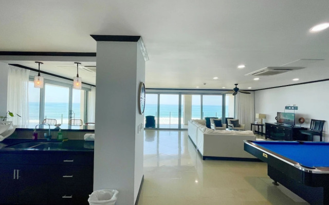 Ocean View, Luxury Penthouse at Diamonte del Sol 702N