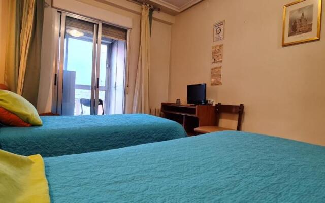 Hostal Ramón y Cajal
