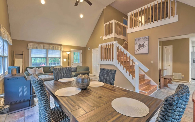 Year-round Getaway < 1 Mi to Skiing + Waterpark!