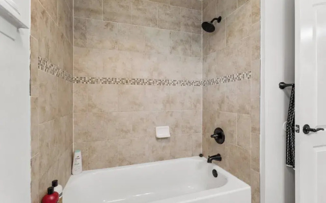 Spacious 4Bed Home in South Atx -Monthly