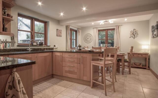 Llais Afon - 3 Bedroom Holiday Home - Fishguard