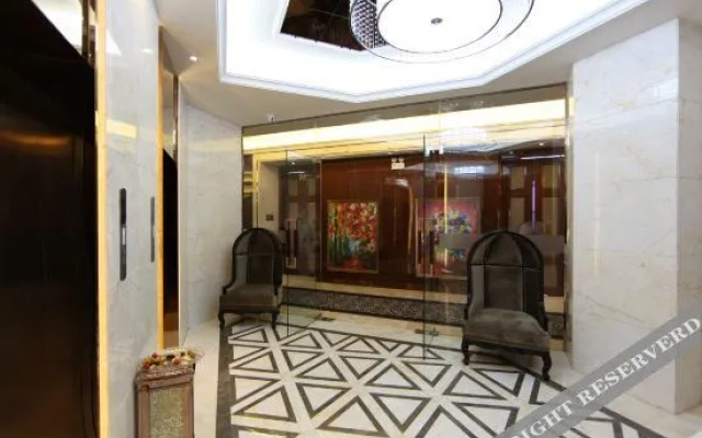 Q+ Huili Mingzhu Business Holiday Hotel