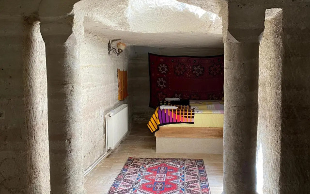 Seven Rock Cave Hotel