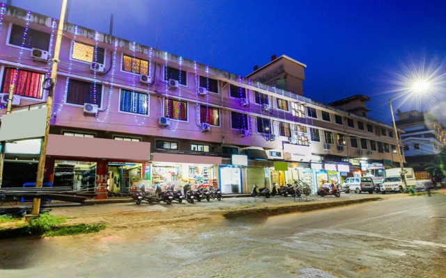 OYO 23035 Srinivas Residency