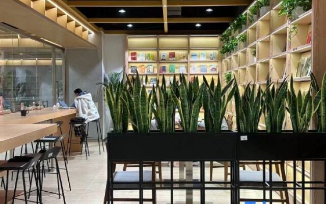 Homeinn Ripple Yun Hotel (Beijing Tsinghua Chang Gung Hospital Tiantongyuan East Subway Station)