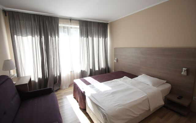 Studio ApartCity