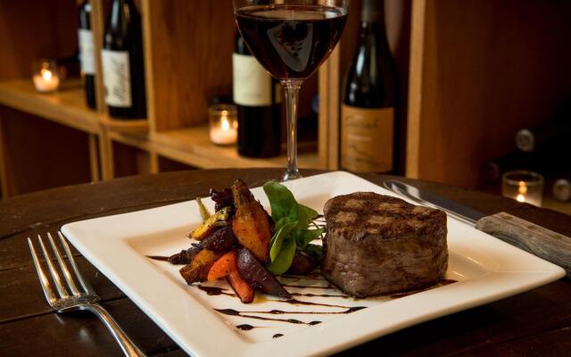 DoubleTree by Hilton Hotel Missoula - Edgewater