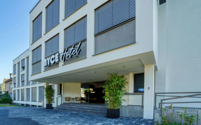 Vienna House Easy by Wyndham Bonn