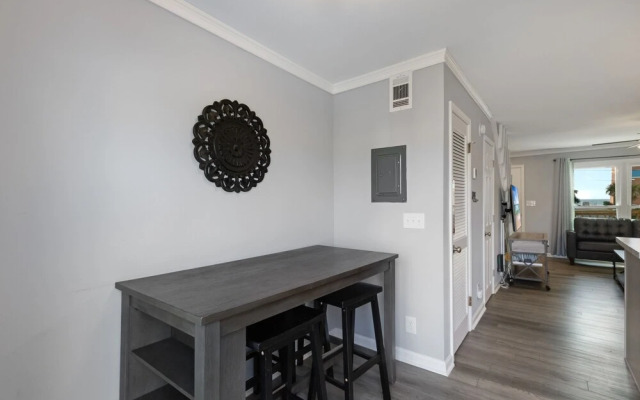 Sand Dollar 5 Leisure Bay