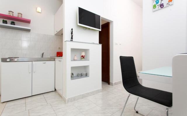 Apartment Modern Studio Near Žnjan Beach