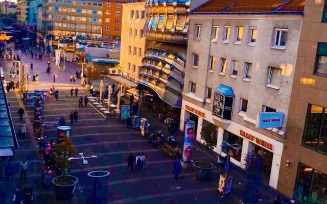 Pretty nice apartment near Hauptbahnhof