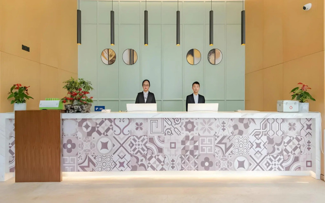 GME Hefei Qianshan North Road Phoenix City Hotel