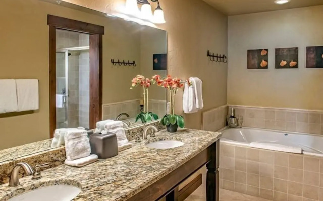 Breck_grandlodge_peak7_2bd