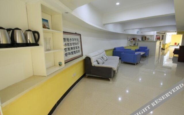 Tianjin Golden Sunshine Hostel