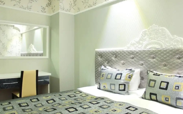 Gold Boutique Rustaveli