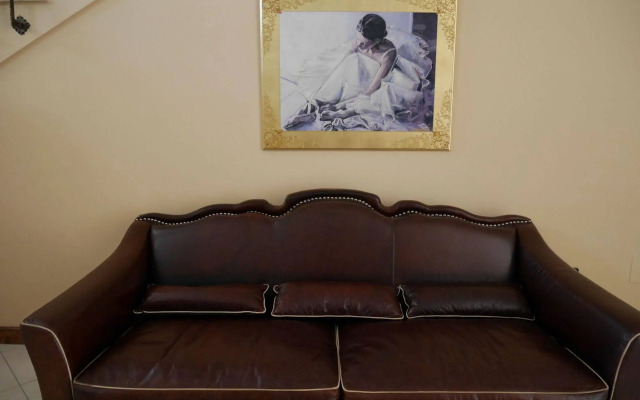 Kalinifta Residence