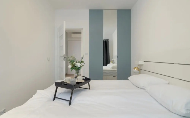 Krakow Podgorze by Renters