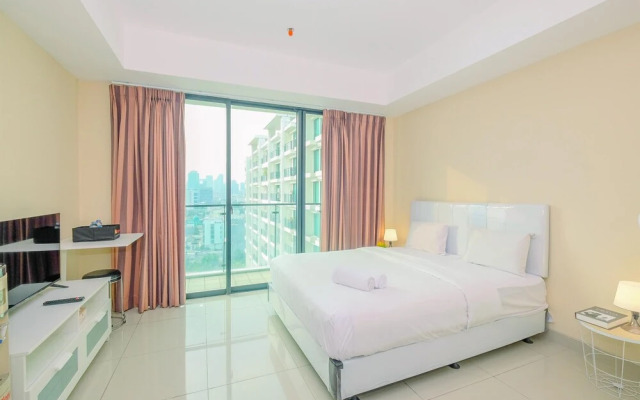 Nice And Elegant Studio Apartment At Nine Residence