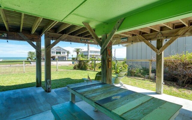 Salt Life Bay Getaway