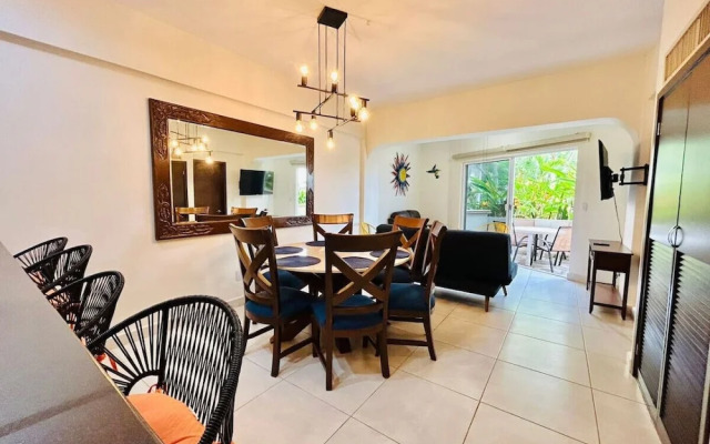 Costa Bonita Apartments