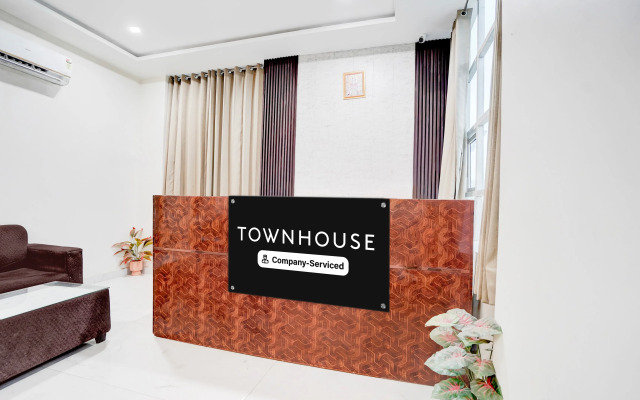 Super Townhouse Narholi Bridge Mathura